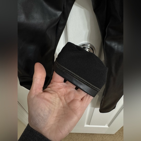 ATHLETA All Over Gleam Black Leggings Faux Leather Size M - Picture 7 of 11